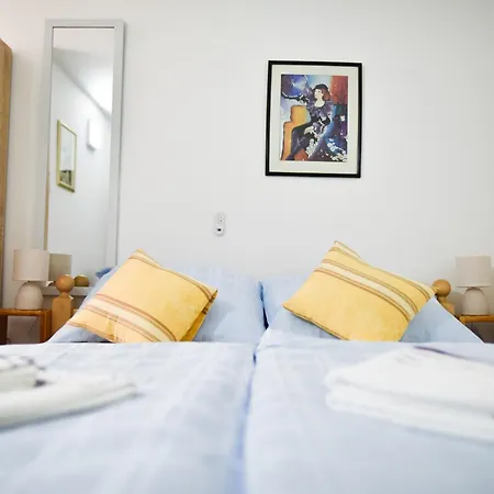 Old Town Apartments, In The Centre * Trogir